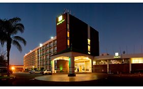 Holiday Inn Bulawayo 4*